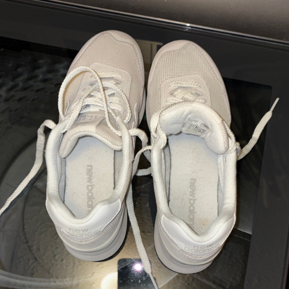 New Balance platform - Picture 2 of 5